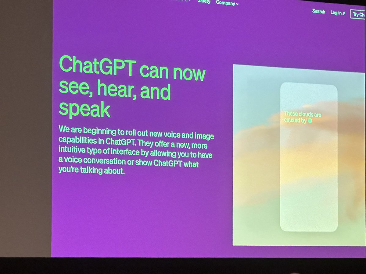 philippsteiger's tweet photo. Finally - THE discussion - we should have today is here #RSNA23 @RSNA #ChatGPT 
was @geoffreyhinton right, but was wrong in the years? https://t.co/57fB1QN53E