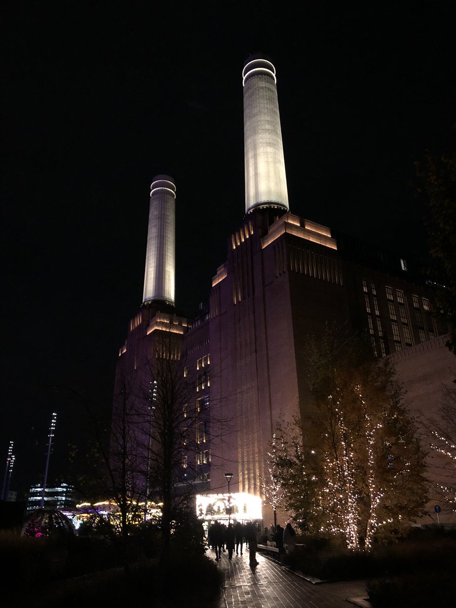 Really looking forward to reading all your updates😃 Another 64 #NHS1000miles for me this week - 2,648 YTD😊 Pics from a visit to a festive-looking Battersea Power Station🎄 Have a fab week ahead, everyone😃