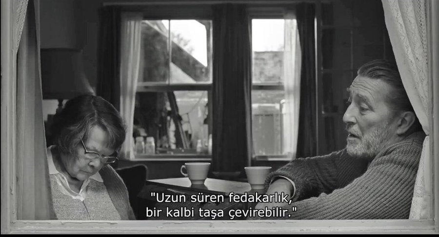 “Uzun süren fedakarlık bir kalbi taşa çevirebilir..”   

(Belfast)