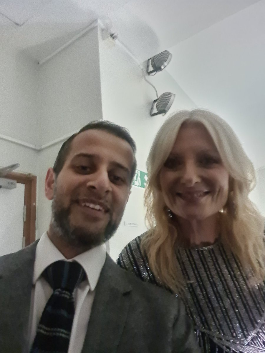 This time yesterday we were busy enjoying @TeachingAwards @PearsonSchools presented by @GabyRoslin Oh did I say I managed to bag the compulsory selfie !