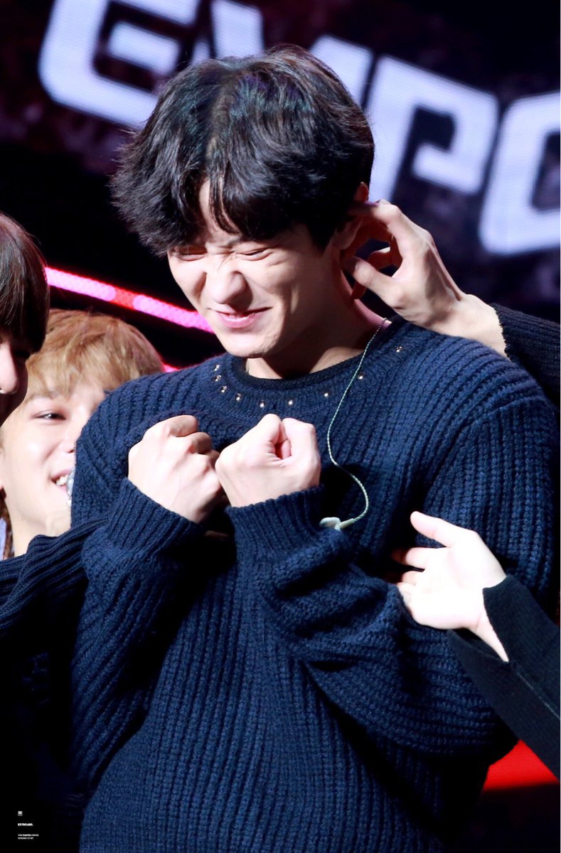 killmeDO's tweet photo. Happy Chanyeol Day to the loml!!!!! https://t.co/dxC1gTnleV