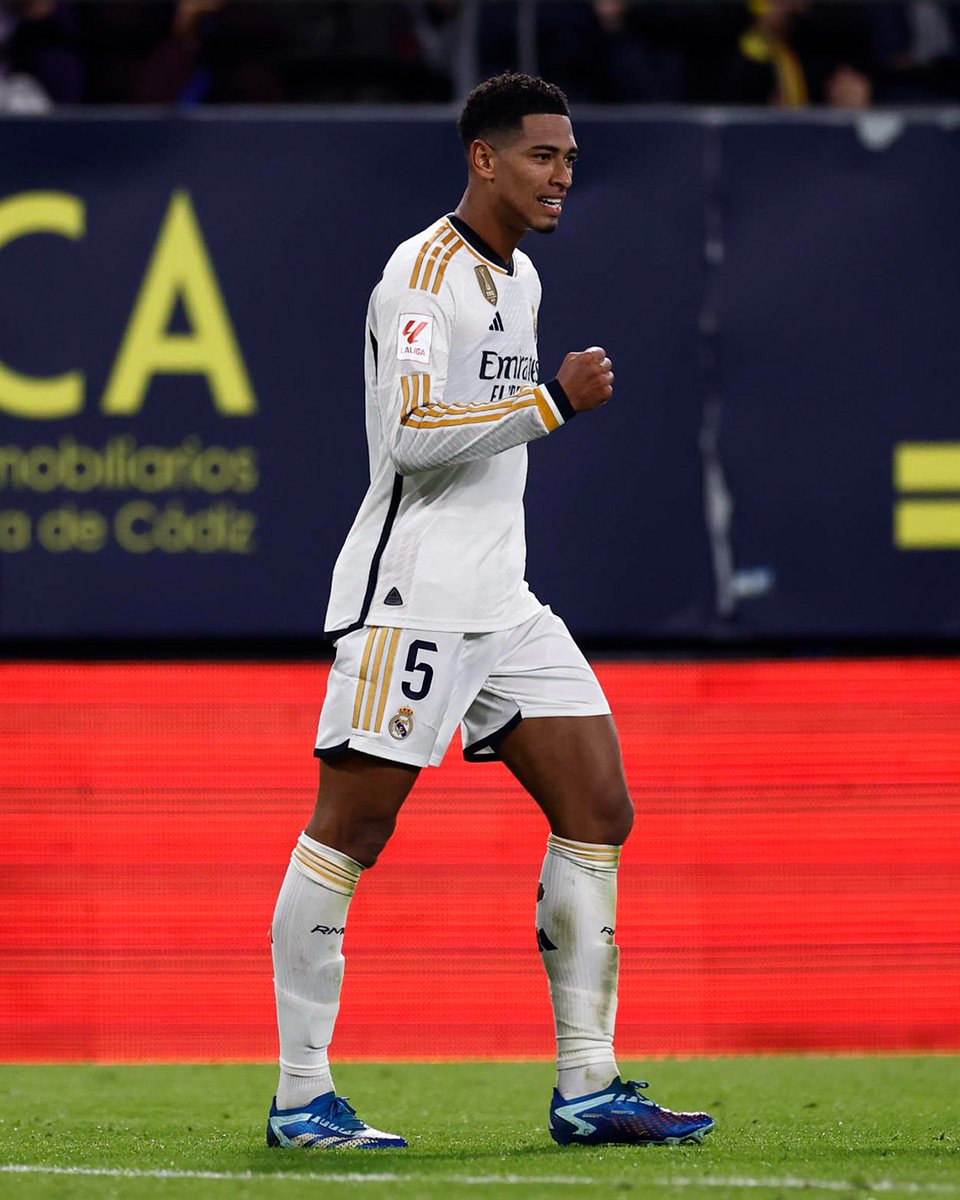 MadridXtra's tweet photo. 🚨 HISTORY: Jude Bellingham has now scored the most amount of goals in a player’s first 15 official matches with Real Madrid. 

• Jude Bellingham: 14
• Cristiano Ronaldo: 13
• Di Stéfano: 13
• Pruden: 13 https://t.co/z9kGFcKSIW