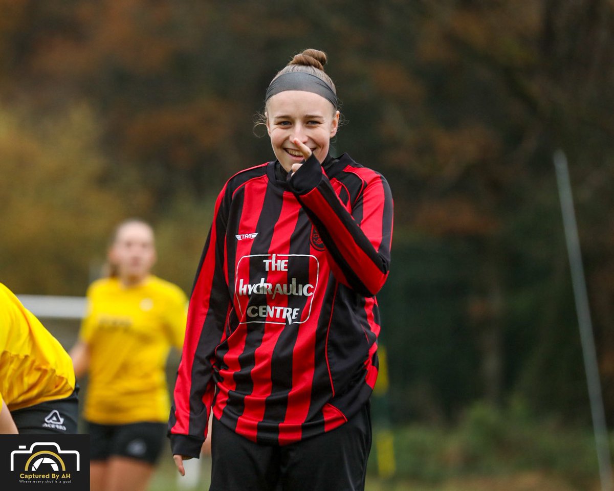 Capturedby_AH's tweet photo. Congratulations @CoundonCourtLFC on beating a very good @LeafieldAthLFC side. 

On to the next round of the @AdobeWFACup 🙌🏿🏆⚽️ https://t.co/O13xVkeZhM