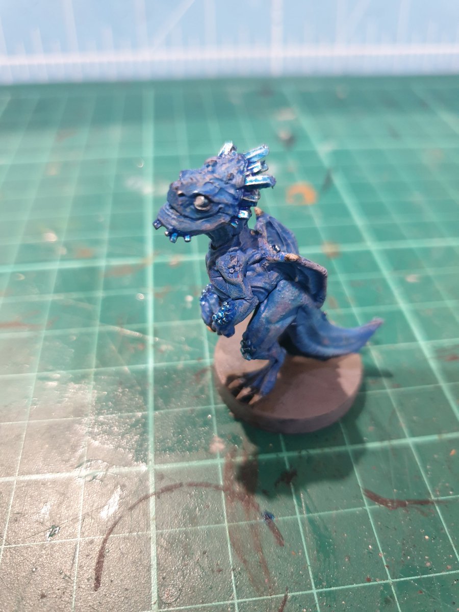 Spogot1's tweet photo. Behold! My finally completed dragons:
Moxargul Spellbane
(and little Julius)
#hellomcdm #MattColville #dndminis https://t.co/RytIJAeeyY