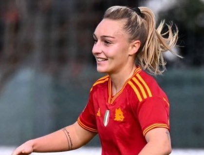 vince la roma femminile
vince la roma maschile
l’italtennis vince la coppa davis

aiutatemi a dire “una giornata perfetta”