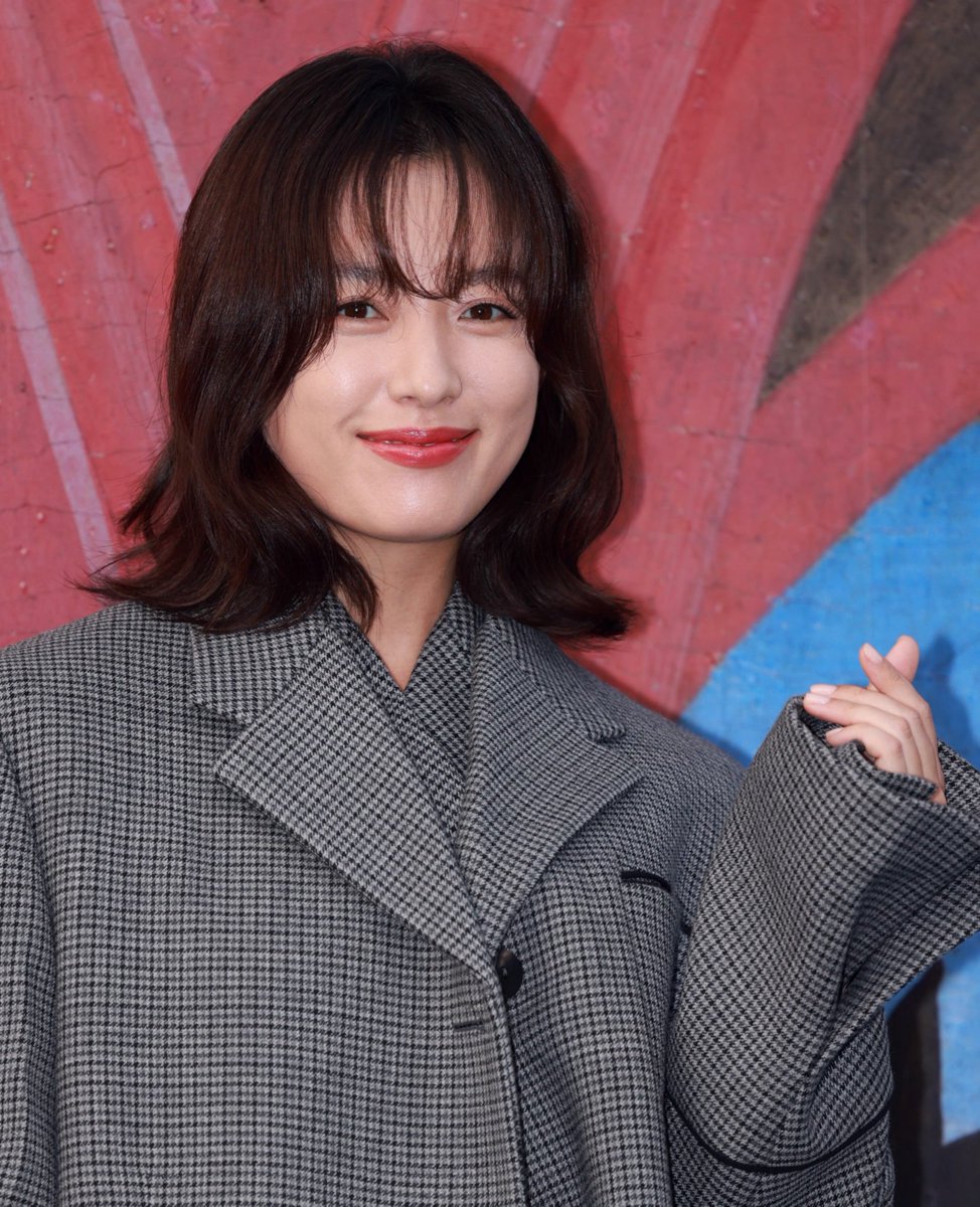 CyberpunkStar's tweet photo. #韩孝周
#HanHyoJoo
#KoreanGirls https://t.co/zUqZ37VFGy