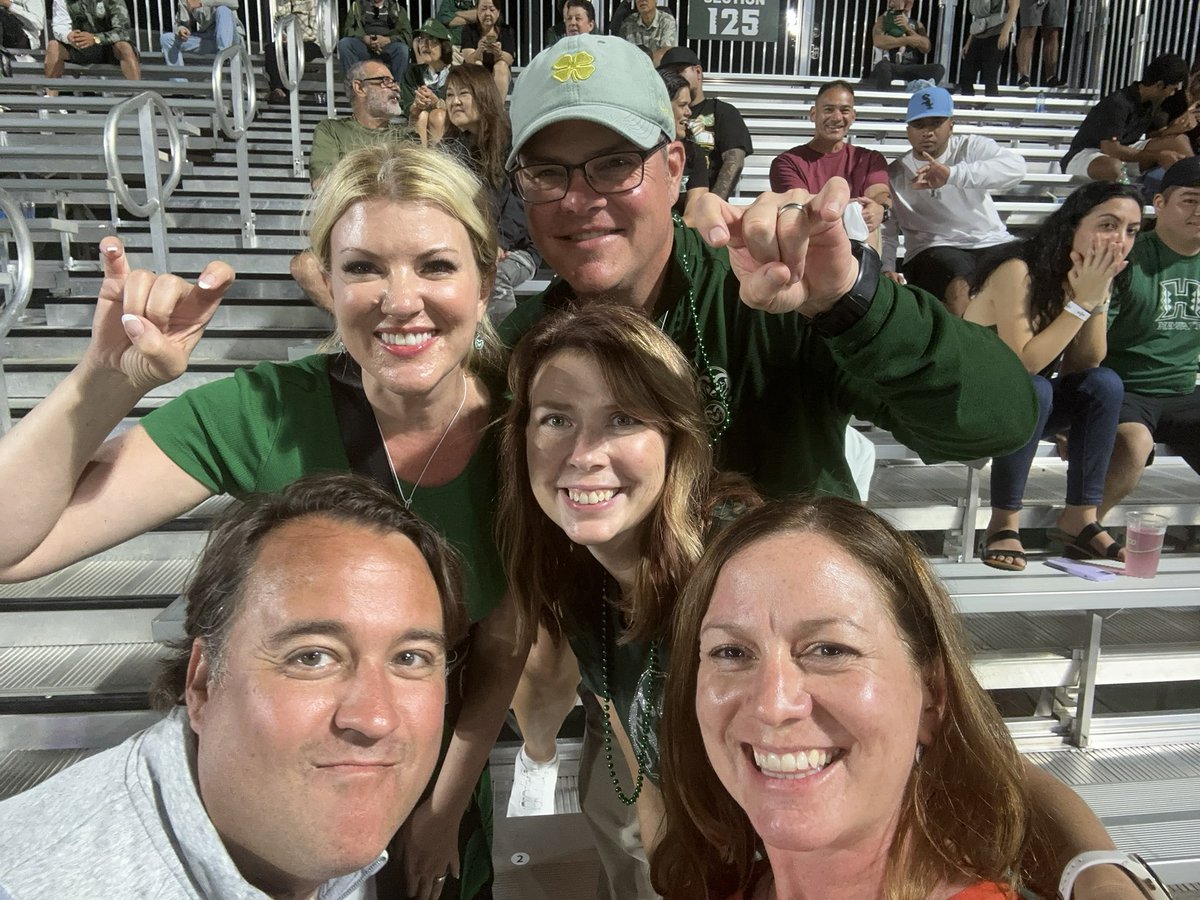 CSUAmyParsons's tweet photo. Big thanks to everyone who showed up in Hawai’i to cheer on our @CSUFootball Rams and shout-out to @CSUAlumni for bringing us all together! #Stalwart https://t.co/c5gvIzirlp