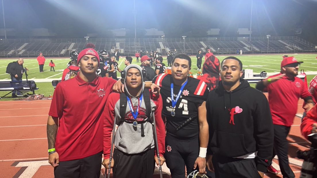 The last ship appearance was us 2 older brothers and I couldn’t be more proud to say our 2 younger brothers won the very next appearance, winning the Division 1 Championship!!🥇 Only a Freshman &amp; Junior 🏆♥️ I kno mom’s beyond proud!! 🕊️ #FaalafuaGalloway #BHouse4Life