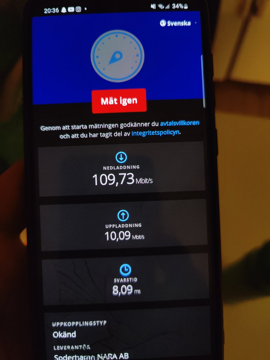 Min son klagar över internet. Men när jag kollar på bredbandskollen så står det så här. Är det dåligt?
