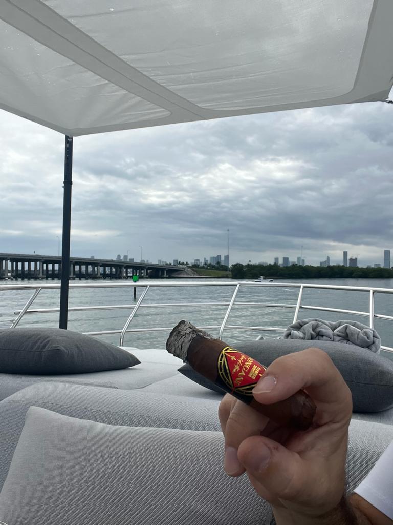 Meanwhile, somewhere off Miami...

#cigar #cigars #cigarlife #cigaraficionado #cigarporn #botl #cigarsociety #cigaroftheday #cigarlover #cigarsmoker #cigarlifestyle #sotl #cigarworld #cigarsnob #smoke #cigarphotography #habanos #cigarsofinstagram #cigarboss #tobacco #smoking