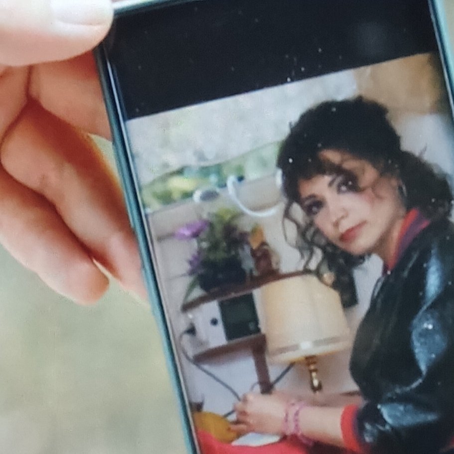 KokoBMay's tweet photo. Michael Jackson im #Tatort ? Echt jetzt? https://t.co/OOIajJJ3EE