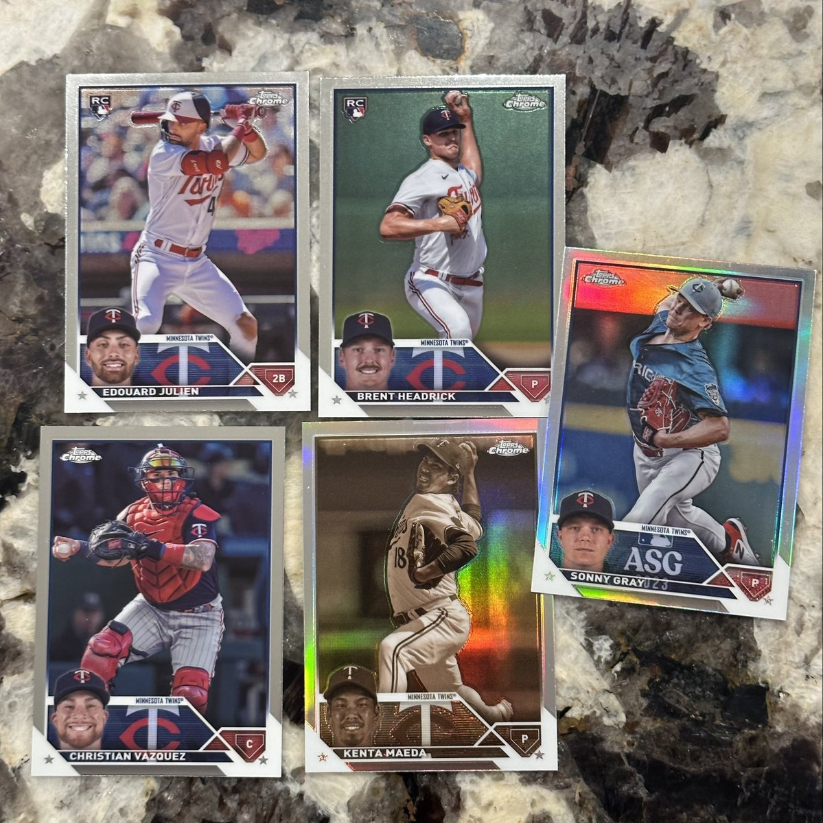 The #MNTwins have some neat cards in 2023 <a href="/Topps/">Topps</a> Chrome Update including Julien and Headrick rookies.

RT for a chance to win this lot. Must be following to be eligible.