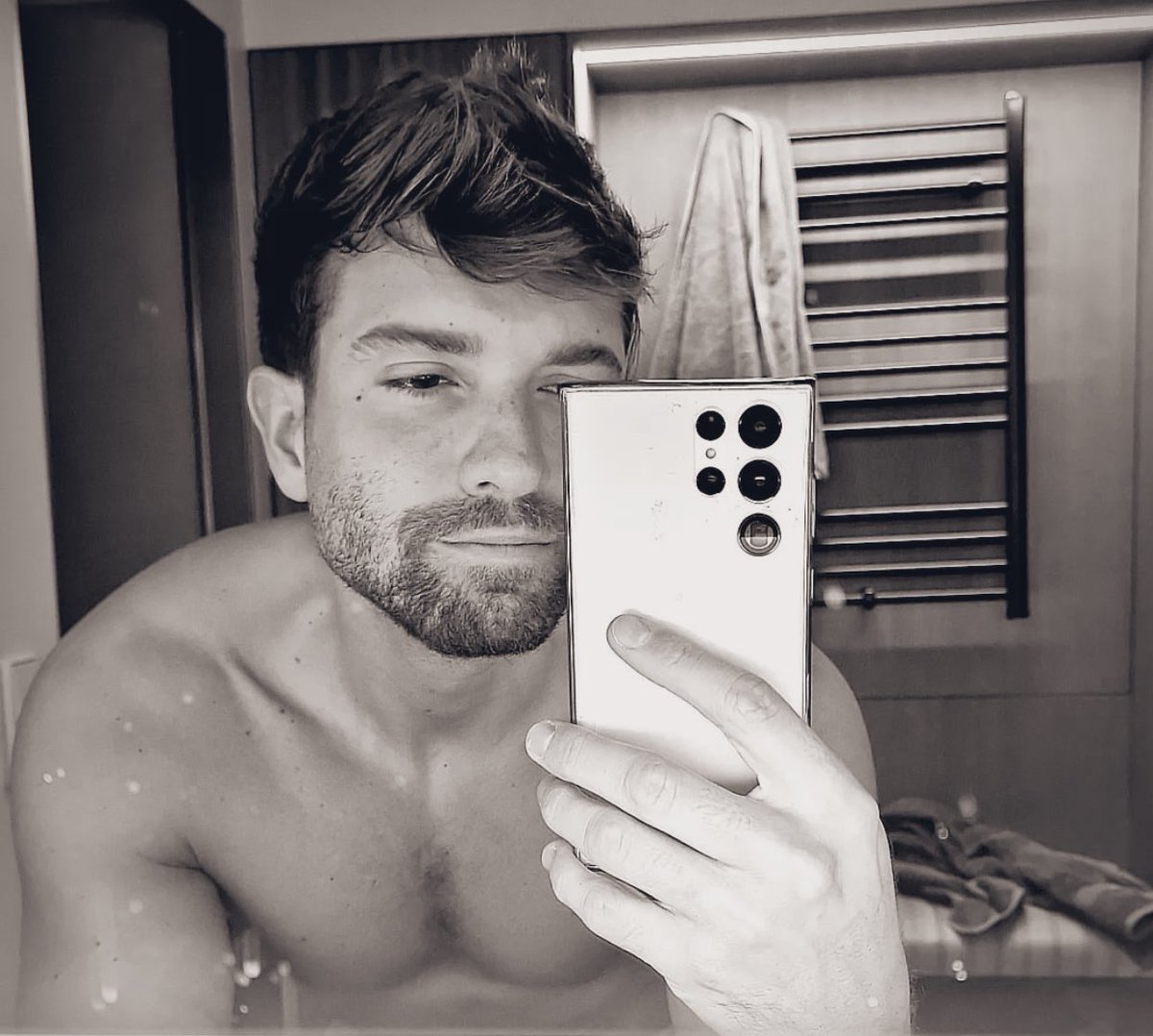 Maria06181060's tweet photo. Más guapo que todas las cosas mi niño @pabloalboran 🤍😍 https://t.co/9coM8BUG6h