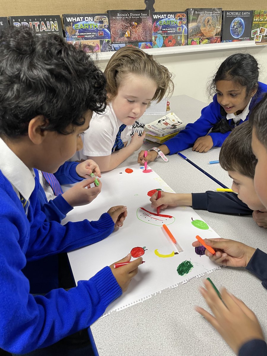 Y4stsilasREMAT's tweet photo. In our @CountryTrust  food discovery session, we decided what to grow in our garden this year! After researching the suitability of growing certain fruits and vegetables in our climate, we have decided to grow potatoes, strawberries, peas and corn! 🥔🍓🫛🌽 https://t.co/liFw6yySTc