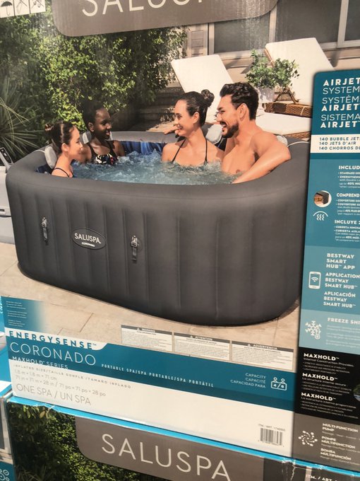 Winter hot tub stream!?!? Thoughts? https://t.co/eCcafGA7Ar