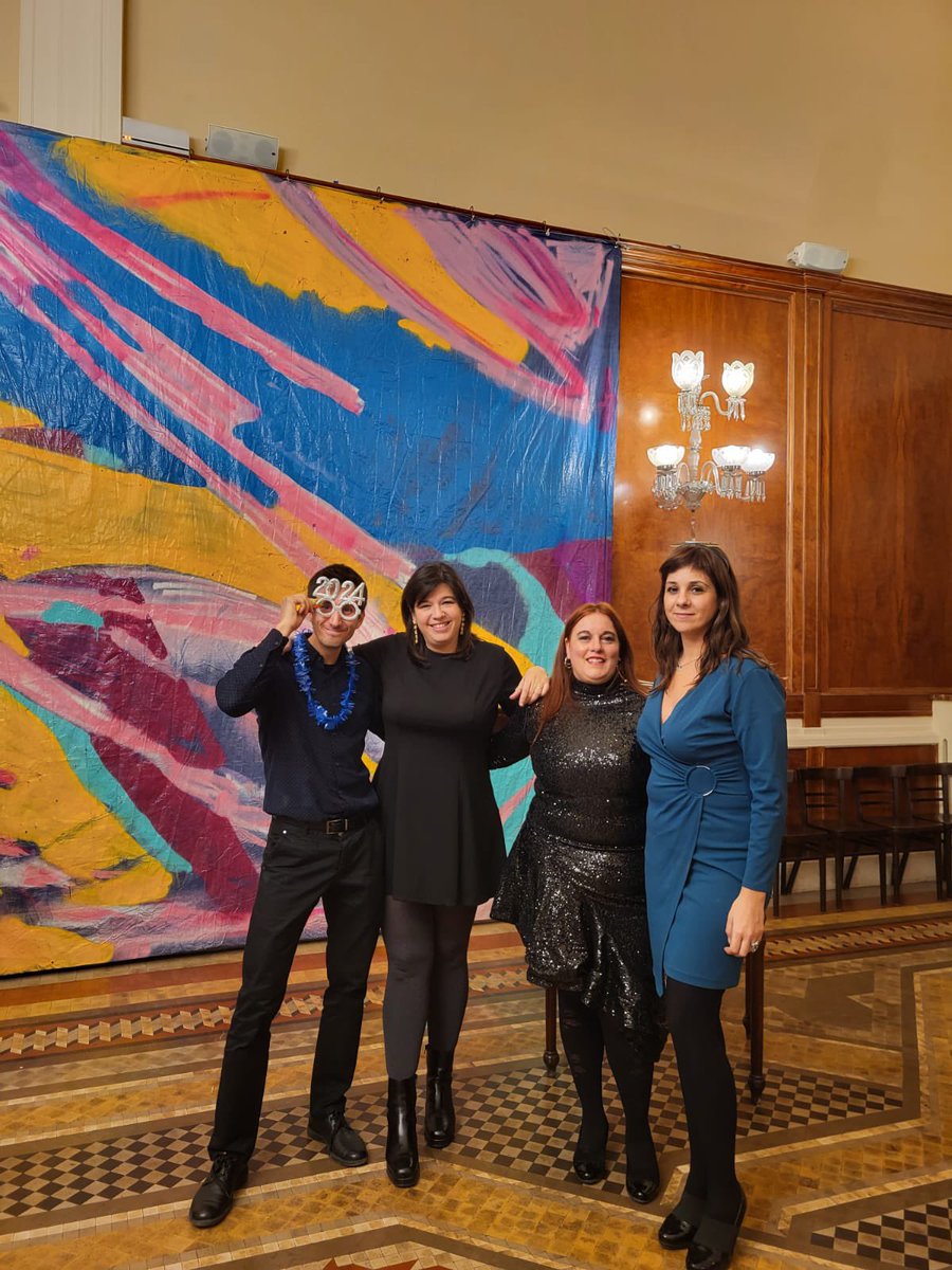 Ahir una representació de <a href="/jcigualada/">JCI Igualada</a> vam assistir al 55è aniversari i Cap d'Any de <a href="/jcireus/">jcireus</a>. Per altra banda, la Noèlia Moliner va esdevenir senadora. Moltes felicitats!