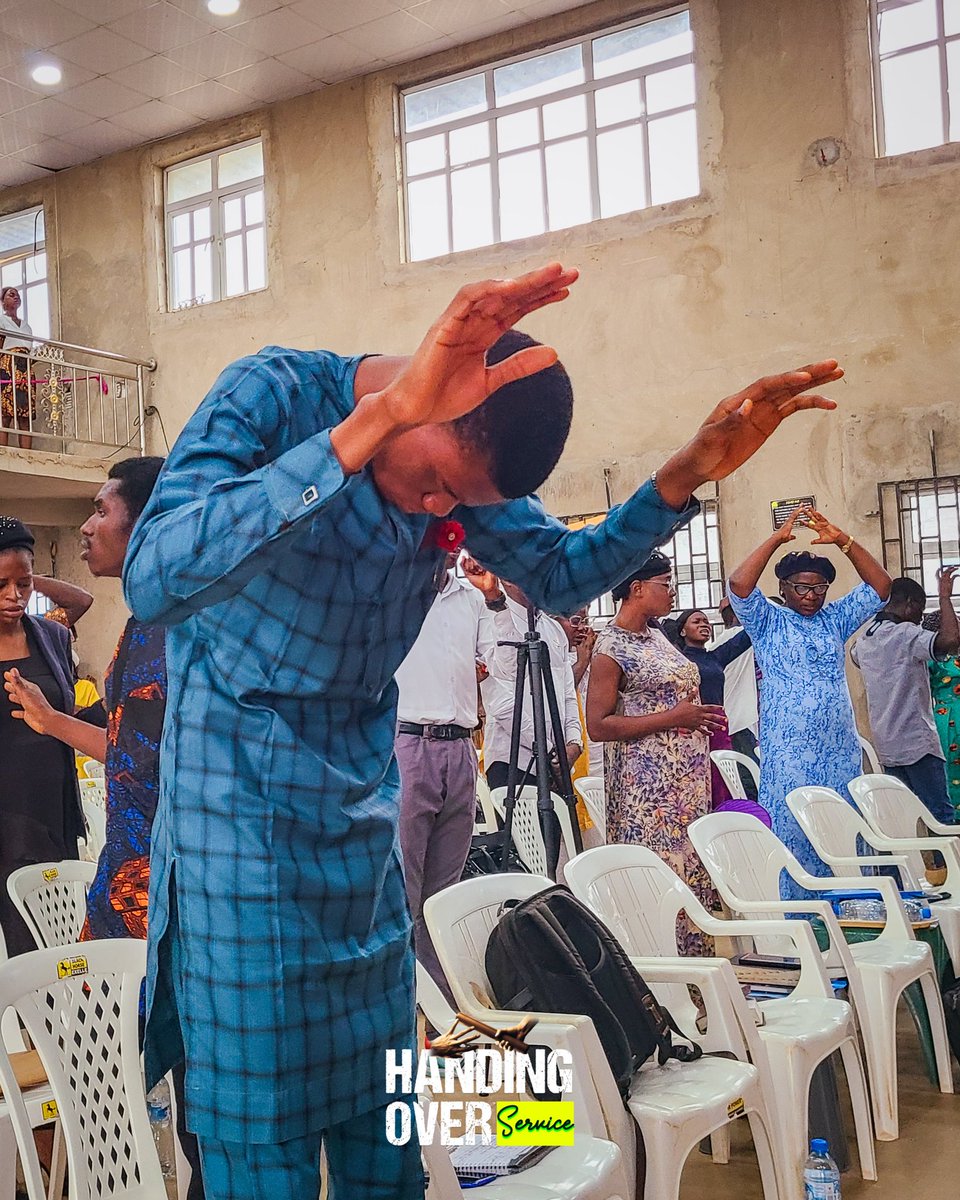 Gsf_Futa's tweet photo. GSFFUTA Handing Over Service 🔥
#handingoverservice #gsffuta #futa https://t.co/DnphQLViqA