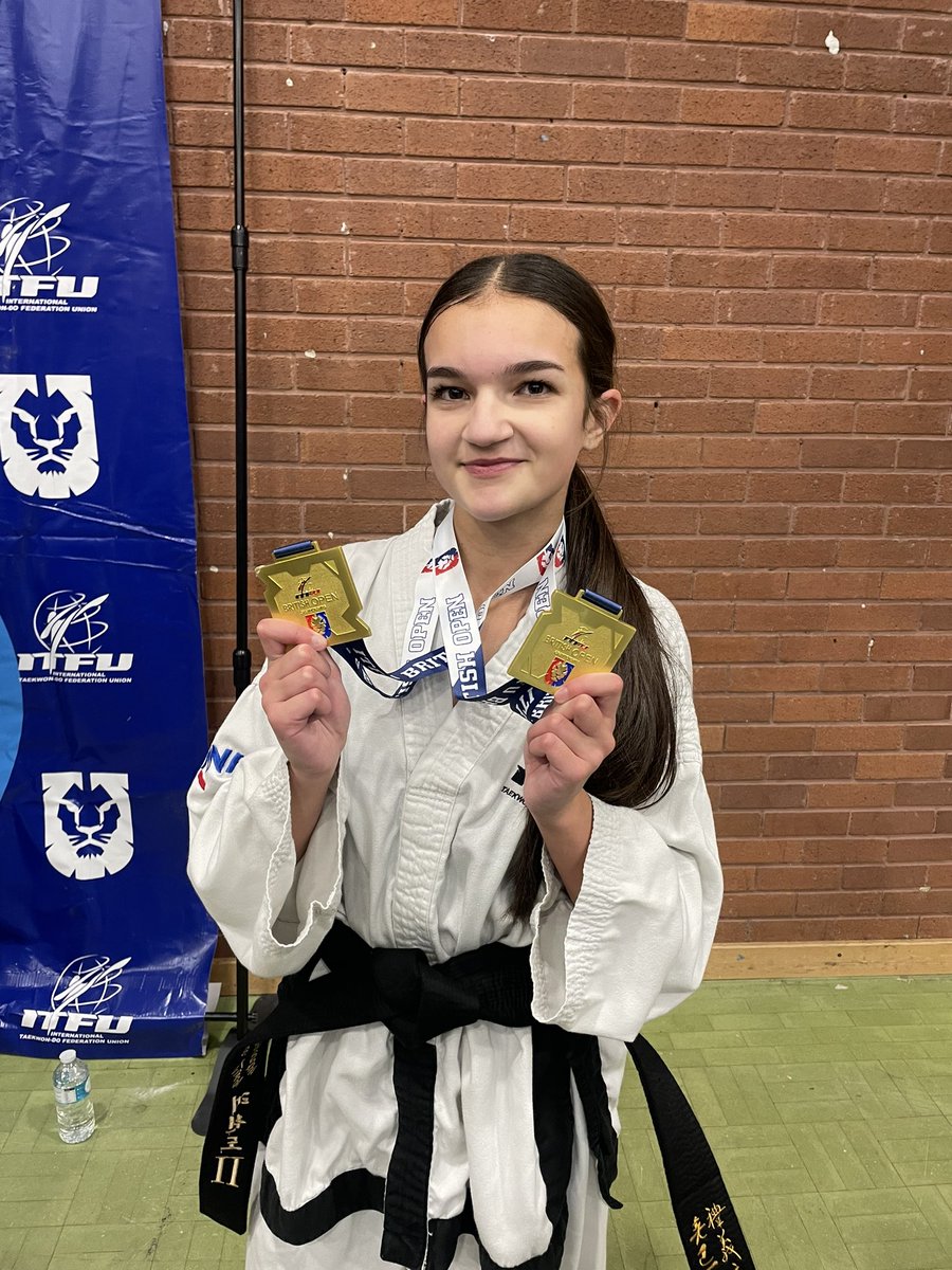 zaknmil15's tweet photo. Double British champion.. 
The season finale finally sees @YvieLing win the British championship title, she’s had an amazing season, Grand prix, European and British champion..
@JamieSimpsonki1 @QPR @KeighleyNews @TKDHorizon @Active_Bradford @BeckfootOakbank https://t.co/Cl8TH4D7gH