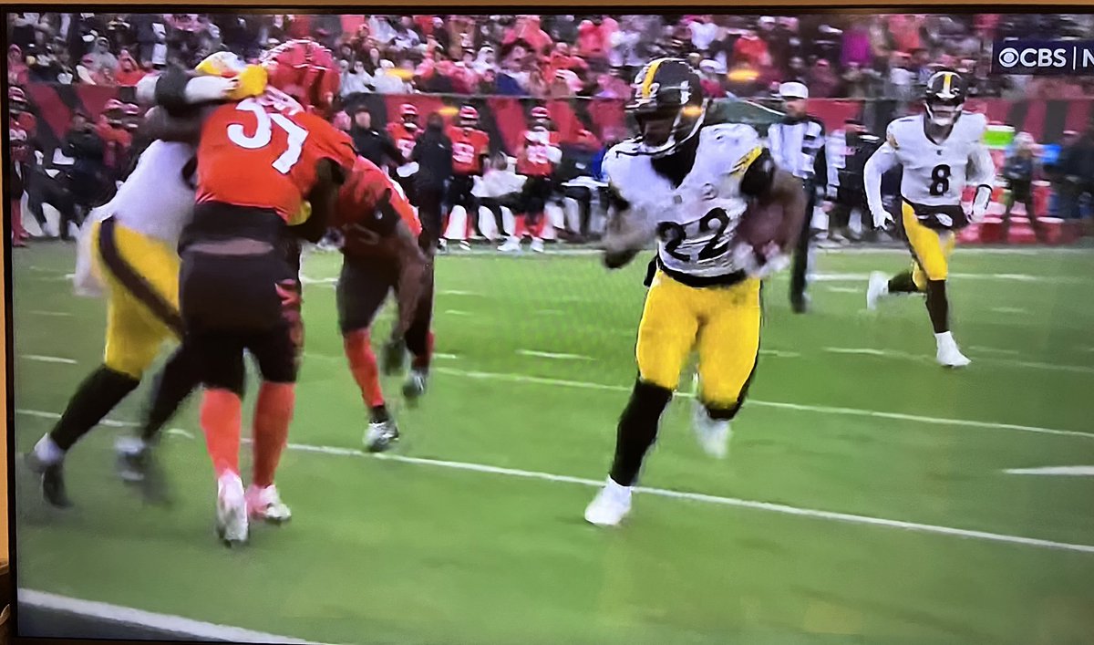 They picked up the flag here. No holding.

TD, Steelers.