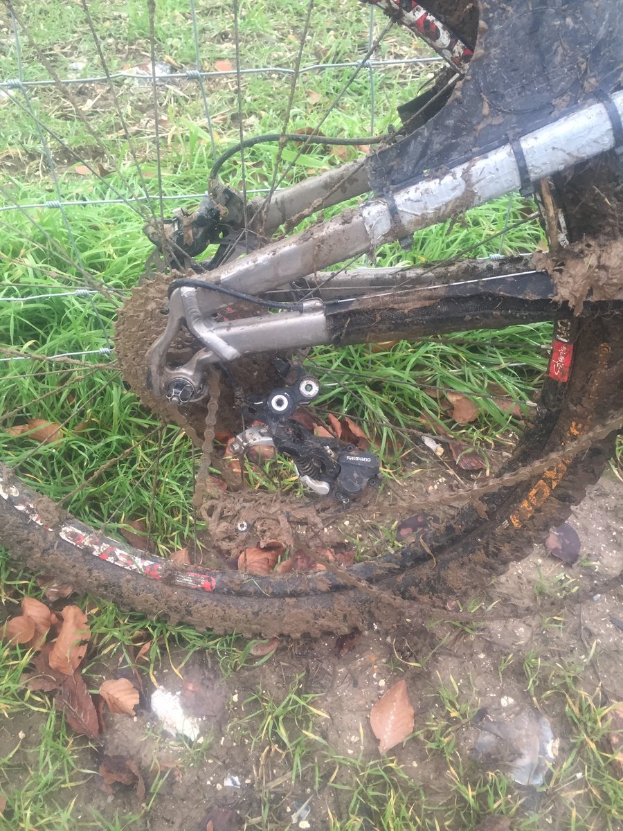 Priceyt's tweet photo. @MTBTalk Once or twice…the latter was a 4mile walk in clipless shoes 😩😂
#MTBTalk https://t.co/Y1bFA4dJi4
