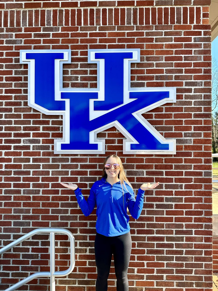 Thankful for parents that started taking me on college visits at age 9! #21collegevisitstodate #dreamchasing #trackandfield #classof2028 #8thgrade @KentuckyTrack @MileSplitIN @cc_southwest @NCAATrackField @tandfn @milesplit @IndianaRunner