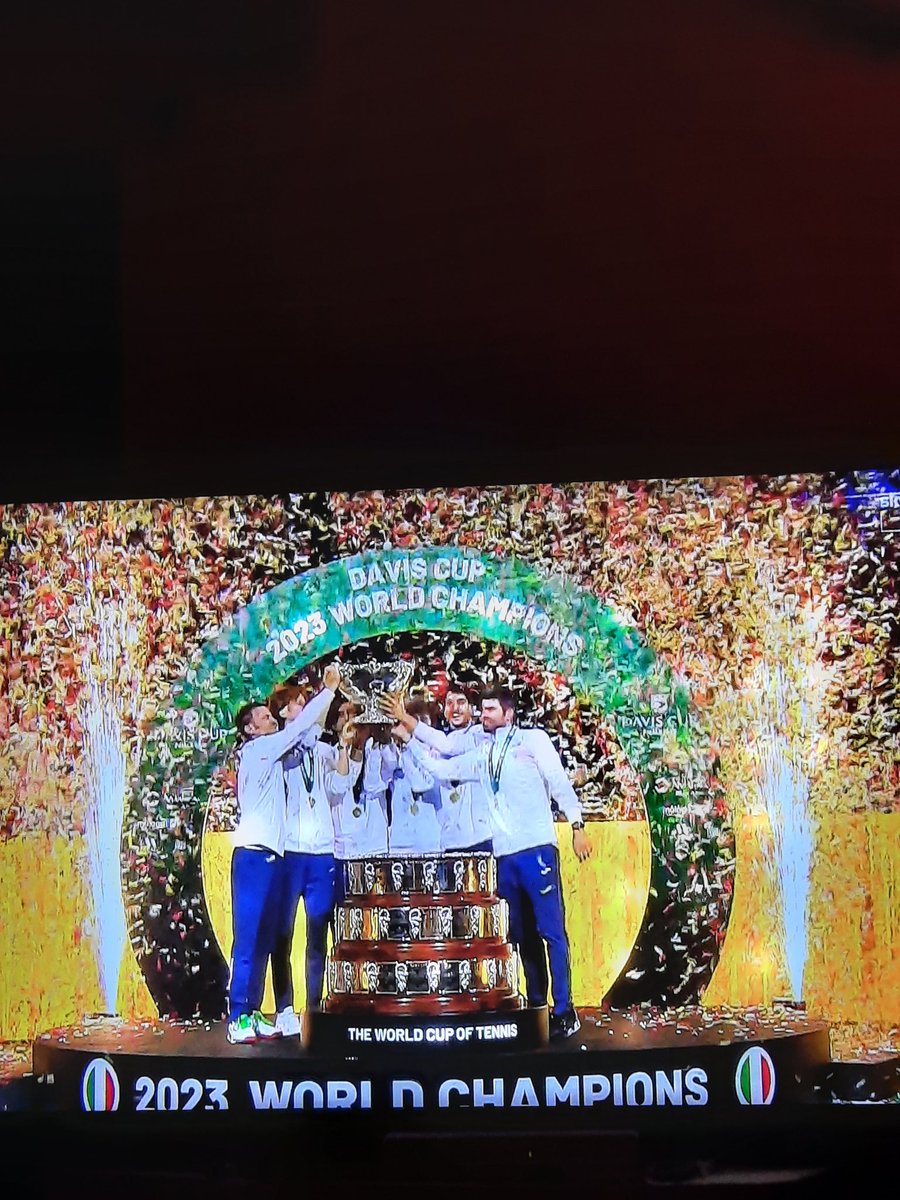 anania57's tweet photo. Bravi ragazzi #coppadevis https://t.co/Z1fqzQu02p