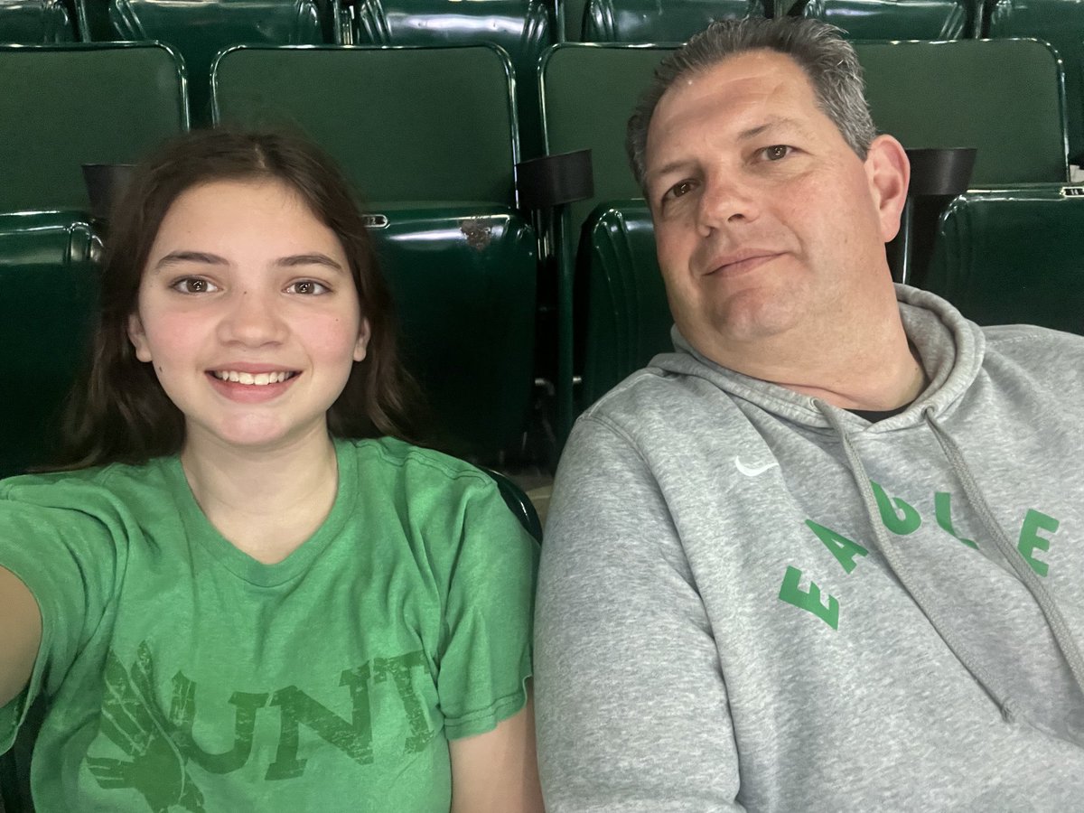 GeorgeMatsakis's tweet photo. #GMGπ¦
#beatangelostate @MeanGreenMBB https://t.co/cFIi1tNQrs