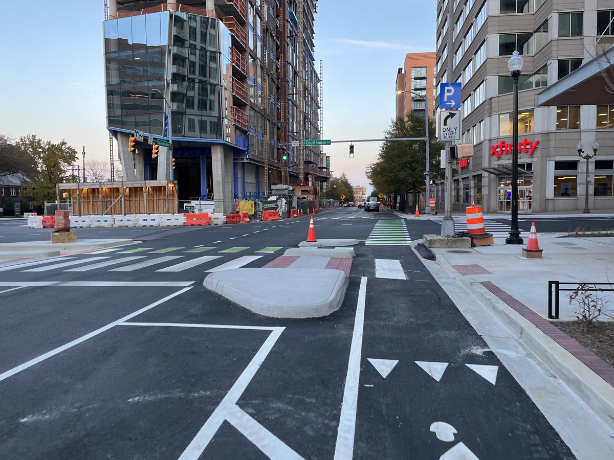 Wash_cycle's tweet photo. New protected intersection at Clarendon and Courthouse in Arlington. https://t.co/Si2G0HvDpc