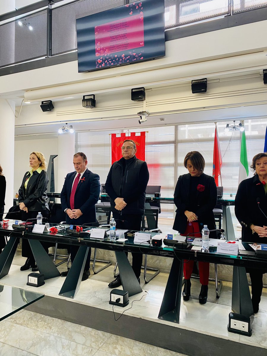 _FranciFelici's tweet photo. 25 novembre #sindacomariobaccini #work #goodjob https://t.co/YDvZhUfCvQ