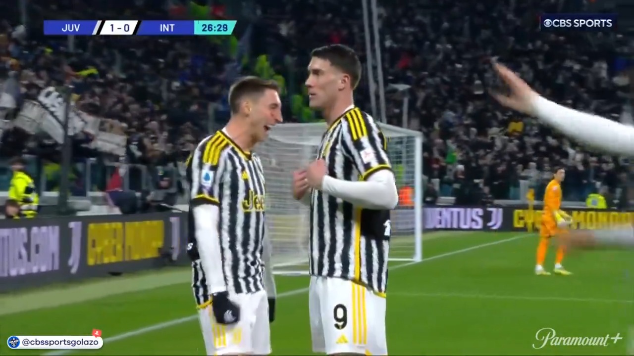 Federico Chiesa ➡️ Dušan VlahovićJuve's dynamic duo combine for the opener in Turin!