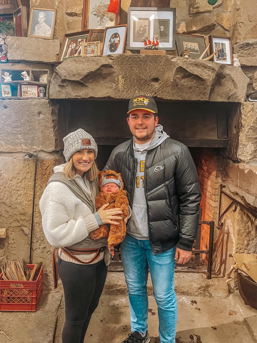 DyceB's tweet photo. G baby’s first tree 🧸🎄 https://t.co/HoOOxfuKrm