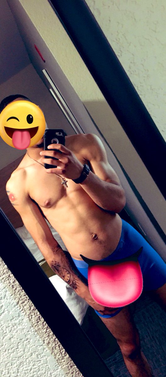 CubanoCut's tweet photo. Check out my onlyfans 👅😈
#daddyvibz #pornhub #privatecontent #XXX #onlyfans #privatecontent #sex #sexytalk #lightskins #longdong #follo4follo #Porn #camboy #fetish #FOOTFETİSH #toefetish #footfetısh https://t.co/gX9wC1NgTM