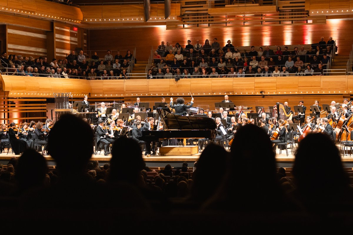 perianespiano's tweet photo. A few snapshots from this week's concerts with the Orchestre Symphonique de Montréal and Rafael Payare. @jlopezbellido #Ephemerae
📸 Gabriel Fournier https://t.co/HXaYVEv5XA
