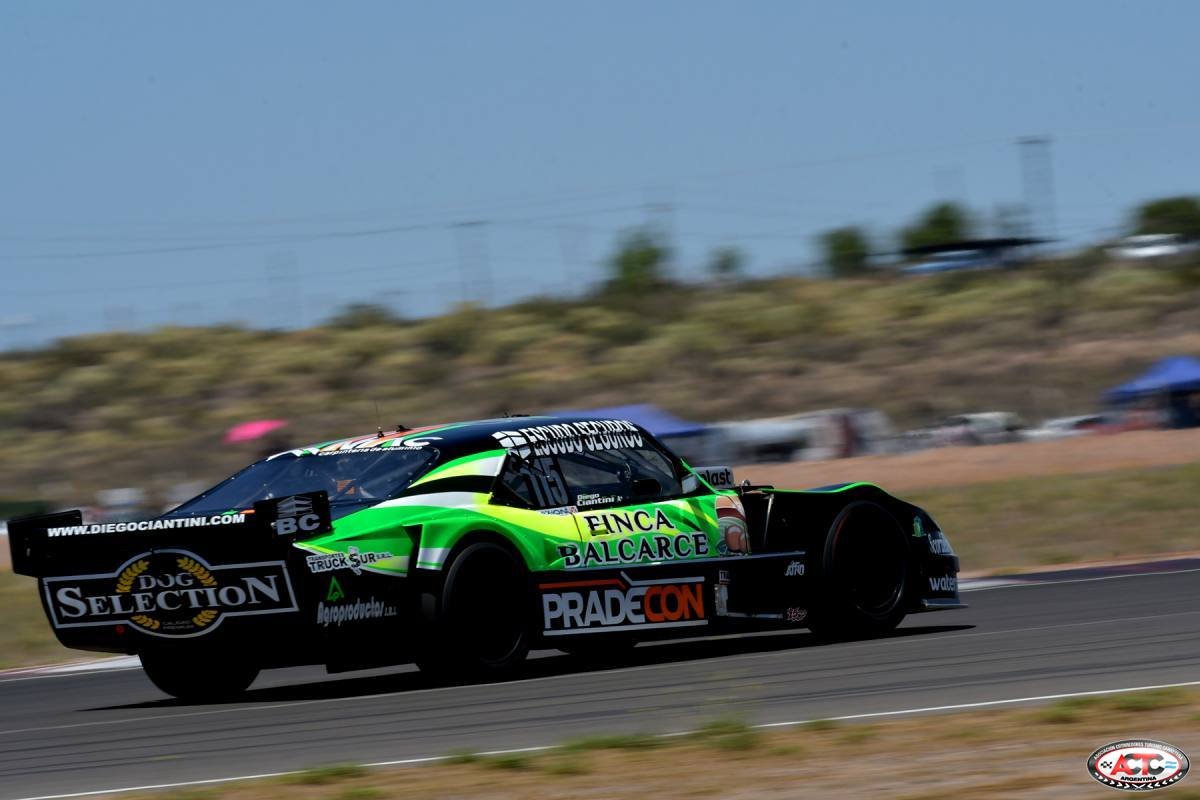 Bandera a datos tweet media