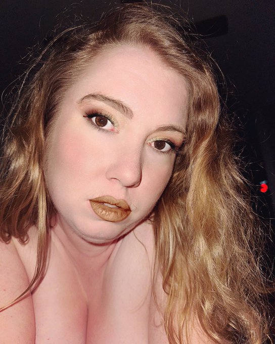 Life is Golden +*~^~*+ https://t.co/Up3RUS99mE<a href="/tag/newprofilepic"class="tags"><span>#newprofilepic</span></a>