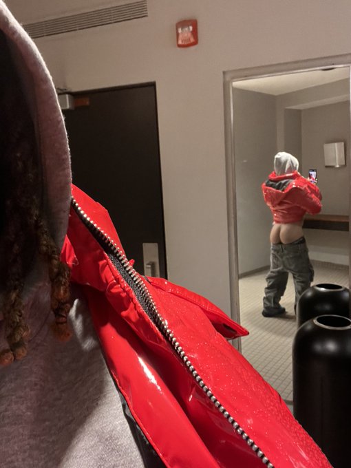 Got really horny shopping pt 2 🥵  Only Fans:  https://t.co/59qMgPxrig  Just For Fans:  https://t.co/rotU0Nmpnj