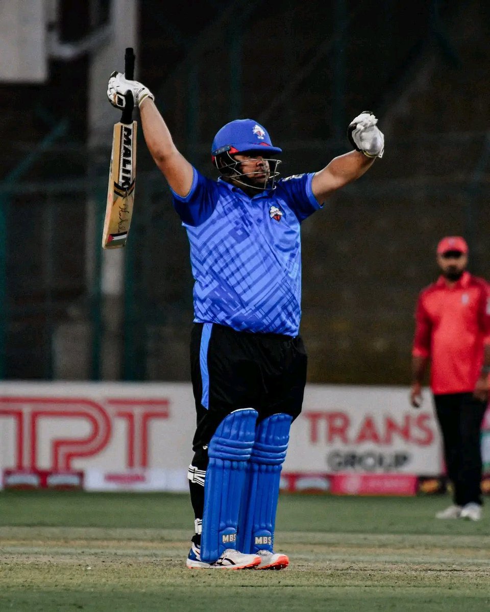 Asadlove56's tweet photo. I am surprised 😲 to hear that @TheRealPCB fined 50% match fee to Azam Khan just by using a bat with plastine flag ,,,shame on @TheRealPCB
Azam you are hero of the day
#standwithazamkhan #StandWithPalestine #BabarAzam𓃵 #غزة_انتصرت https://t.co/PlzPd1dRcW