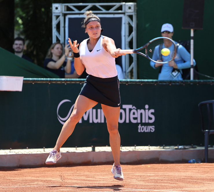 puppotenis's tweet image. Final #WTA125 #Florianopolis  
La australiana Ajla #Tomljanovic venció a @marticapurro (foto) por 6-1 7-5
📷 #CristianoAndujar / #MundoTênisOpen