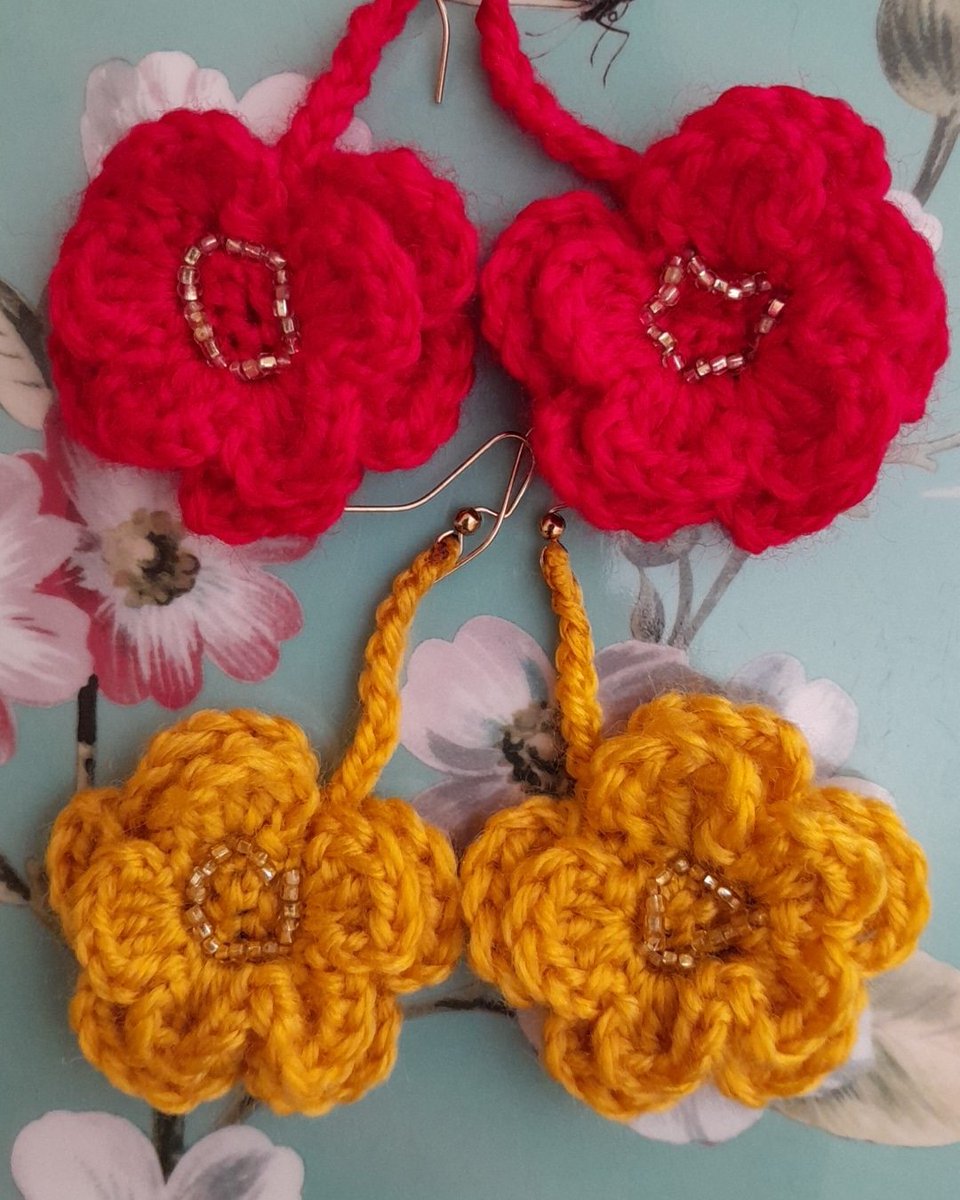 AmeliaMorgandy's tweet photo. #AmeliaMorgandy #FW23 #TheCollection #Fleure #FlowerDrops #Handmade #Crochet 
#FlowerPower #Love 🌺🌼🌸 https://t.co/5kK5NpP5Gl