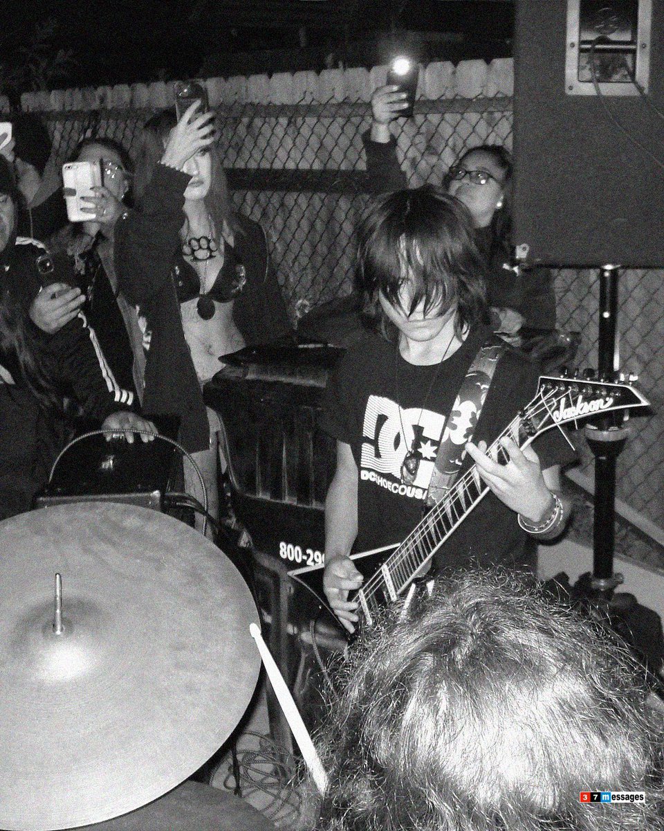37messages's tweet photo. Toddler Stomper *LIVE* @
Florence, CA https://t.co/StM205mdk8