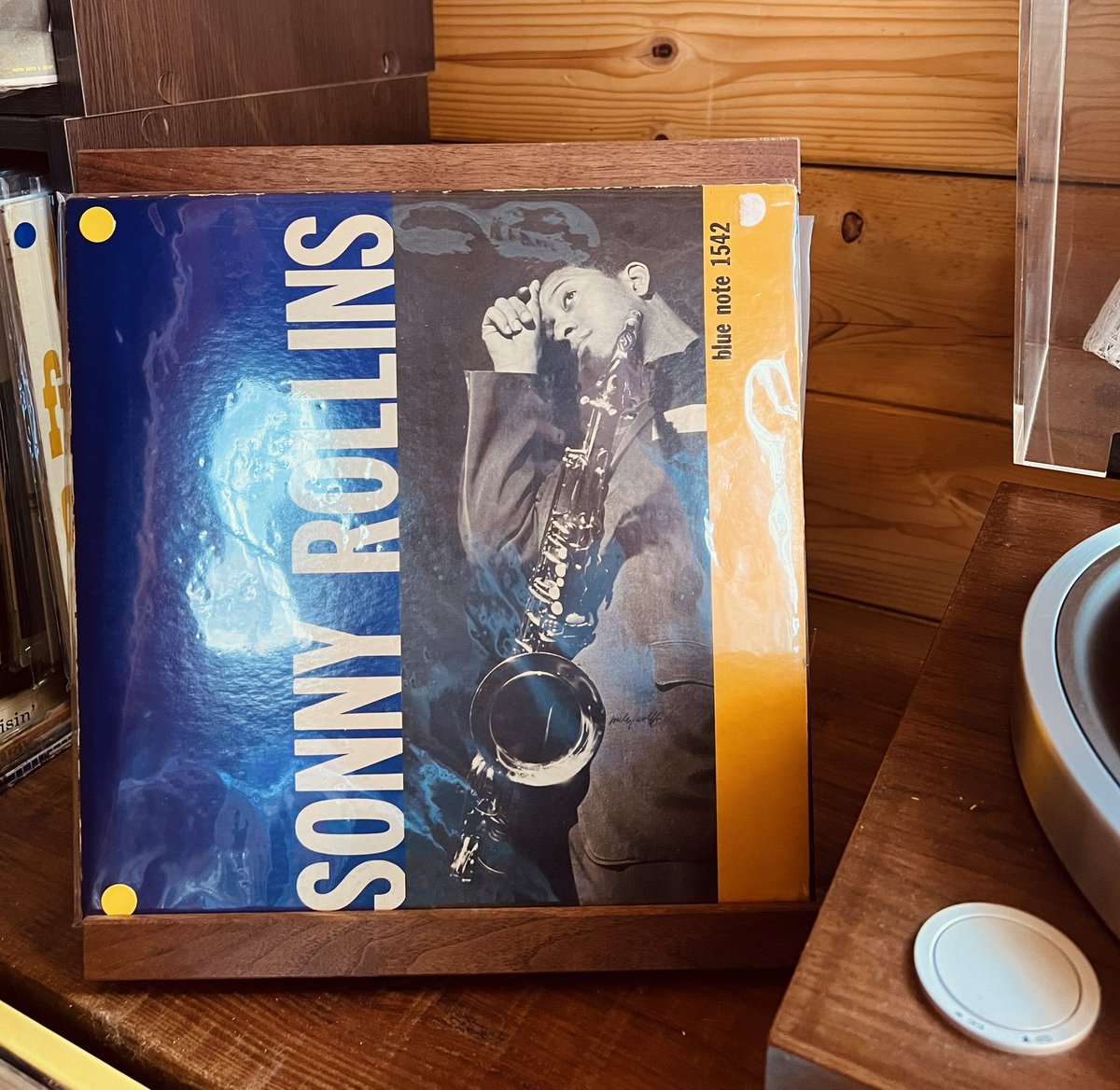 休日爆音タイム♪
ロリンズのど太い音ヤバい😆

#ジャズ　#jazz #jazzrecords 
#ブルーノート #bluenote
#sonnyrollins