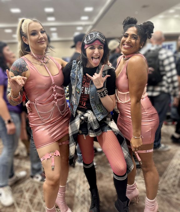 Thank you @WrestleCade! 🖤 https://t.co/aoMbvLvR4T<a class="tags" target="_blank" title="On Twitter" href="/?out=eyJ0eXAiOiJKV1QiLCJhbGciOiJIUzUxMiJ9.eyJpYXQiOjE3MjA2OTM5MjQsImlzcyI6InR3cG9ybnN0YXJzLmNvbSIsIm5iZiI6MTcyMDY5MzkyNCwiZXhwIjoxNzUyMjI5OTI0LCJyZWRpcmVjdF91cmwiOiJodHRwczovL3R3aXR0ZXIuY29tL1dyZXN0bGVDYWRlIn0.kxgI1hQLE9cSkGCFFw67QavIb3_yaaWvsAG-FBgWiub1tlxOdnEiIZMliofZ7QPkeJXH4wsu6zsNh0dPt9wxEA">@WrestleCade</a>