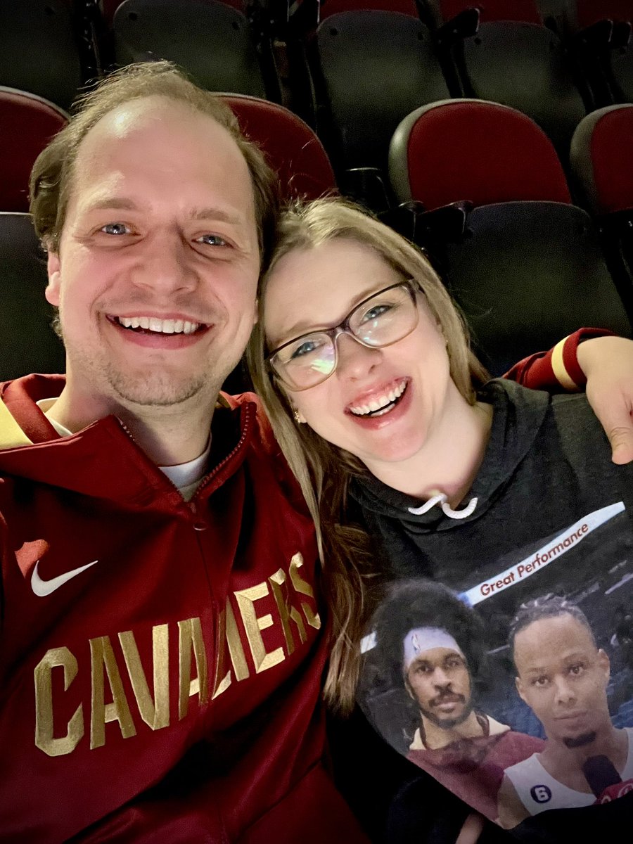 ActorFanch's tweet image. Looking forward to a #greatperformance from the Cavaliers tonight!

IT&apos;S TIME TO #LETEMKNOW!