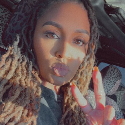 I'm HER tweet media