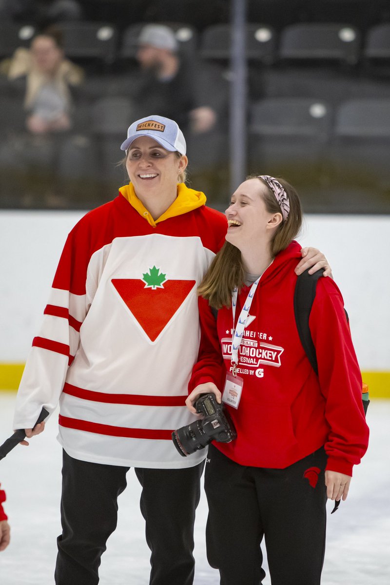 madisonfox01_'s tweet photo. So I guess this job comes along with some pretty cool experiences
@wick_22 @wickfest thank you for having me out this weekend and giving me this amazing opportunity! https://t.co/ZLYqv76tWd