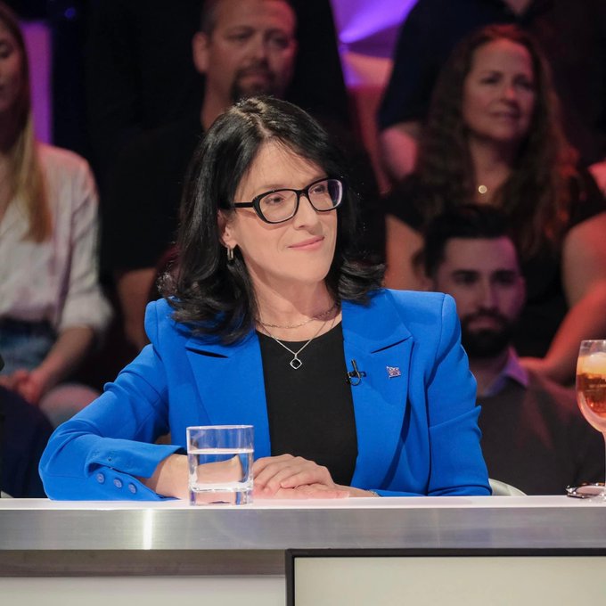 PhilipeBoudreau's tweet image. «Mes collègues Drainville et Dubé veulent harnacher le réseau de l’éducation et le réseau de la santé. Ils comptent sur moi pour arriver à leurs fins.» - Sonia Lebel @offtlmep #polqc #eduqc #syndqc #MSSS #négos2023 #frontcommun #FIQ #FAE