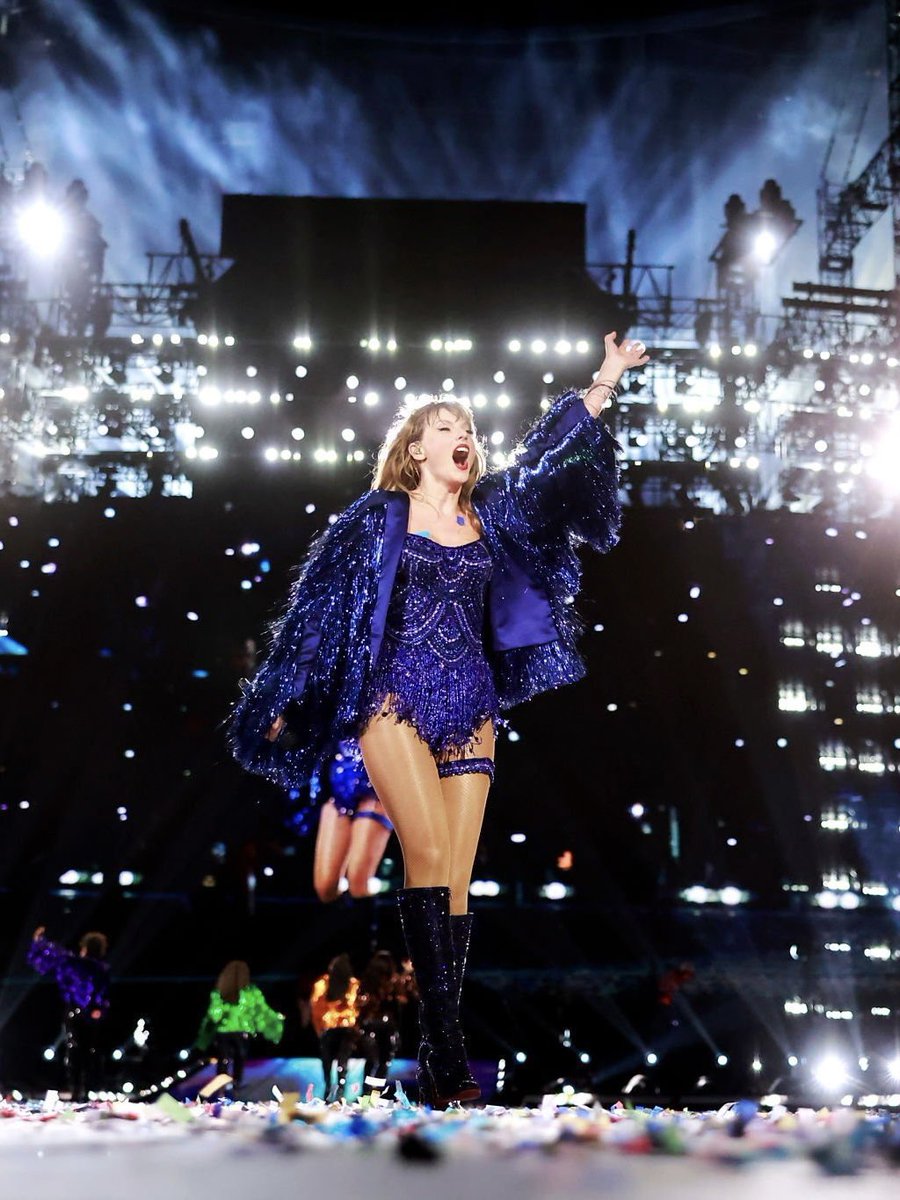 tswifterastour's tweet photo. And with that, the 2023 leg of Taylor Swift’s ‘The Eras Tour’ has officially come to an end. Thank you for joining me on this clownery-filled, whimsical, enchanting ride and I can’t wait to do it all again in 2024! ‘Til next time 💜🔥🩵🫶🖤✨ 💚#TSTheErasTour https://t.co/T30YoMWFAR