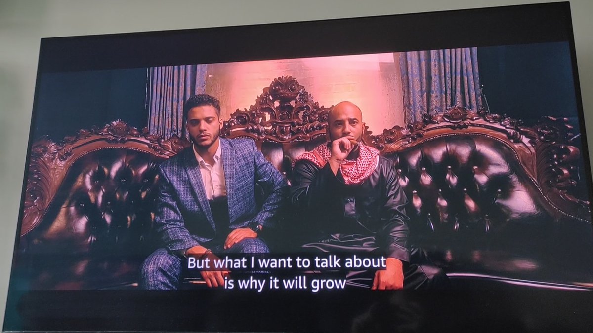 KadeemBoyce's tweet photo. That time I managed to get on Amazon prime. 
#thatcovergirl #malaysia #amazonprime https://t.co/5CQ6h1plvR