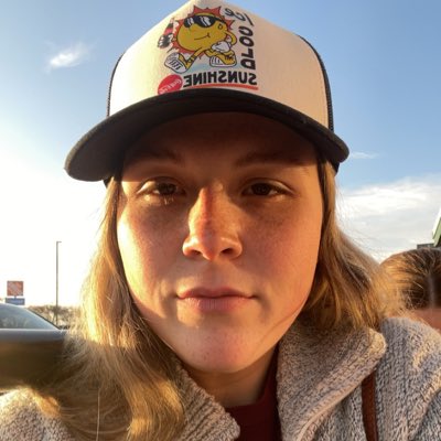 bretroutt's tweet photo. #NewProfilePic https://t.co/mLGdGUQ6hT