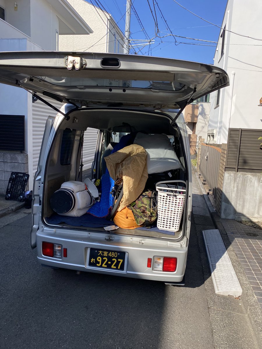 ringoyababa's tweet photo. 出張専門リサイクルショップリンゴ堂です。本日は午前中に板橋→経堂の単身引っ越し。この時期はシェアハウスにお住まいの方のご依頼が多いですね。自転車とゴルフバックその他もろもろでした！格安単身引っ越しならリンゴ堂にお任せ下さい^_^ https://t.co/ofejn4e2TP